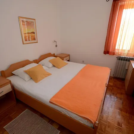 With Parking Space - Diklo, - 15338 * Zara