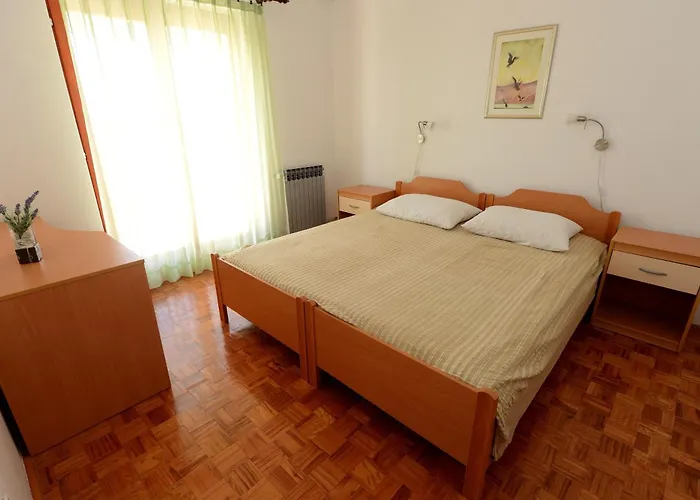 With Parking Space - Diklo, - 15338 Apartamento