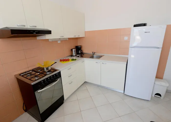 With Parking Space - Diklo, - 15338 Zadar