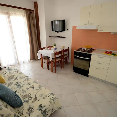 Lägenhet With Parking Space Zadar - Diklo, Zadar - 15338