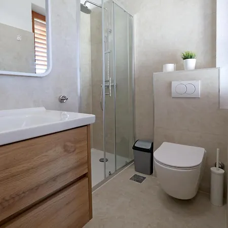 Appartement With Parking Space - Diklo, - 15338 Zadar